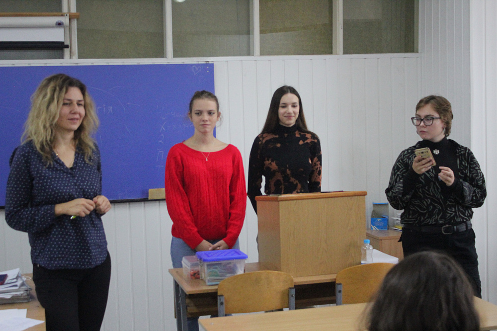Марафон професій в Ліцеї КиМУ: Інститут психології та лінгвістики